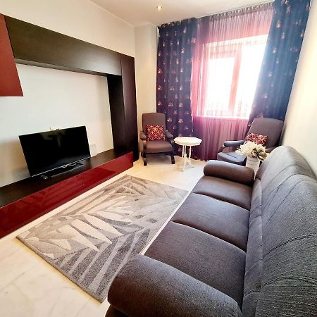 Easystay Flats Bucureşti Ngoại thất bức ảnh