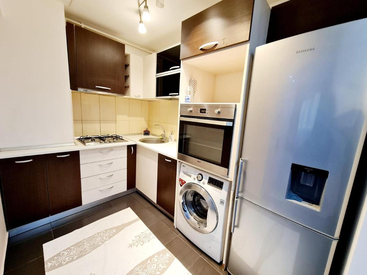 Easystay Flats Bucureşti Ngoại thất bức ảnh