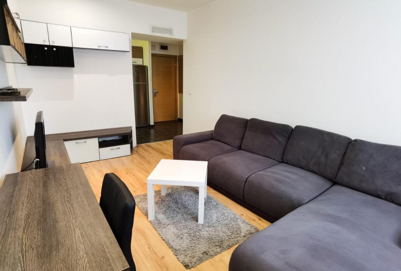 Easystay Flats Bucureşti Ngoại thất bức ảnh