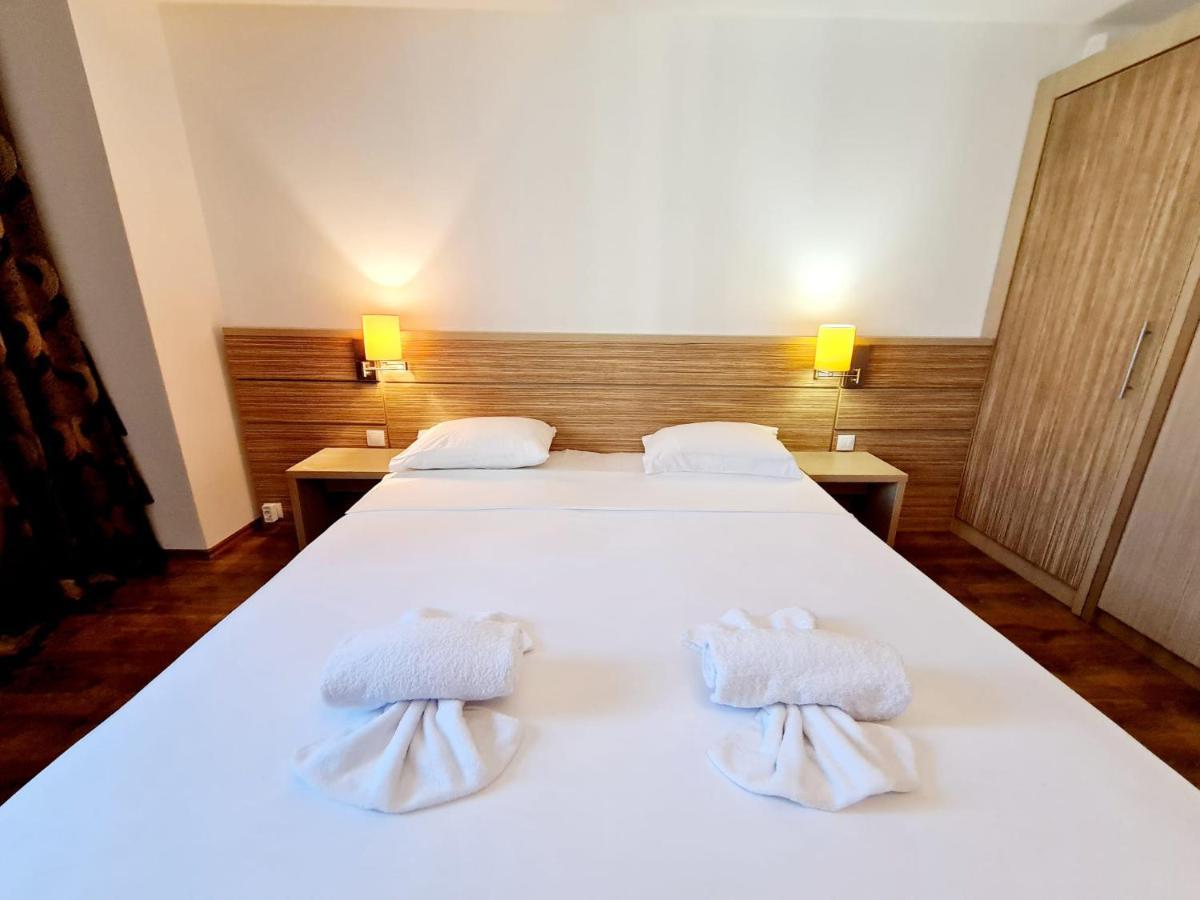 Easystay Flats Bucureşti Ngoại thất bức ảnh